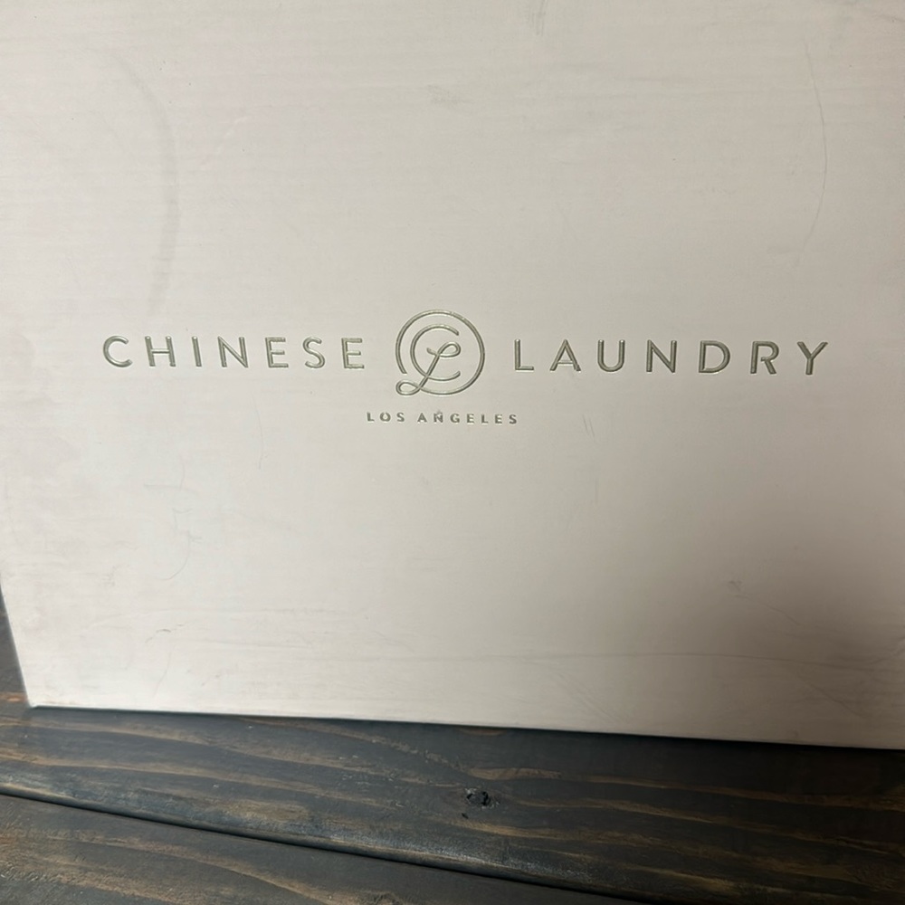 Chinese Laundry wedge blue